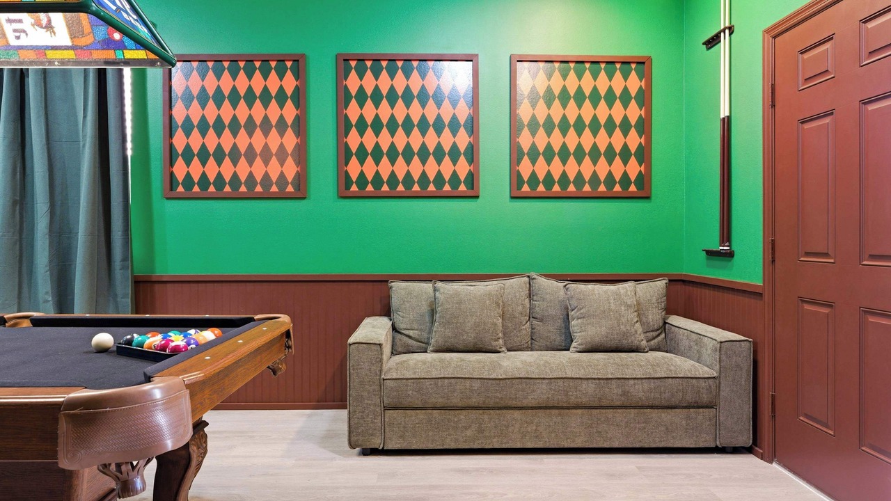 Photo of Bedroom in Veranda Palms