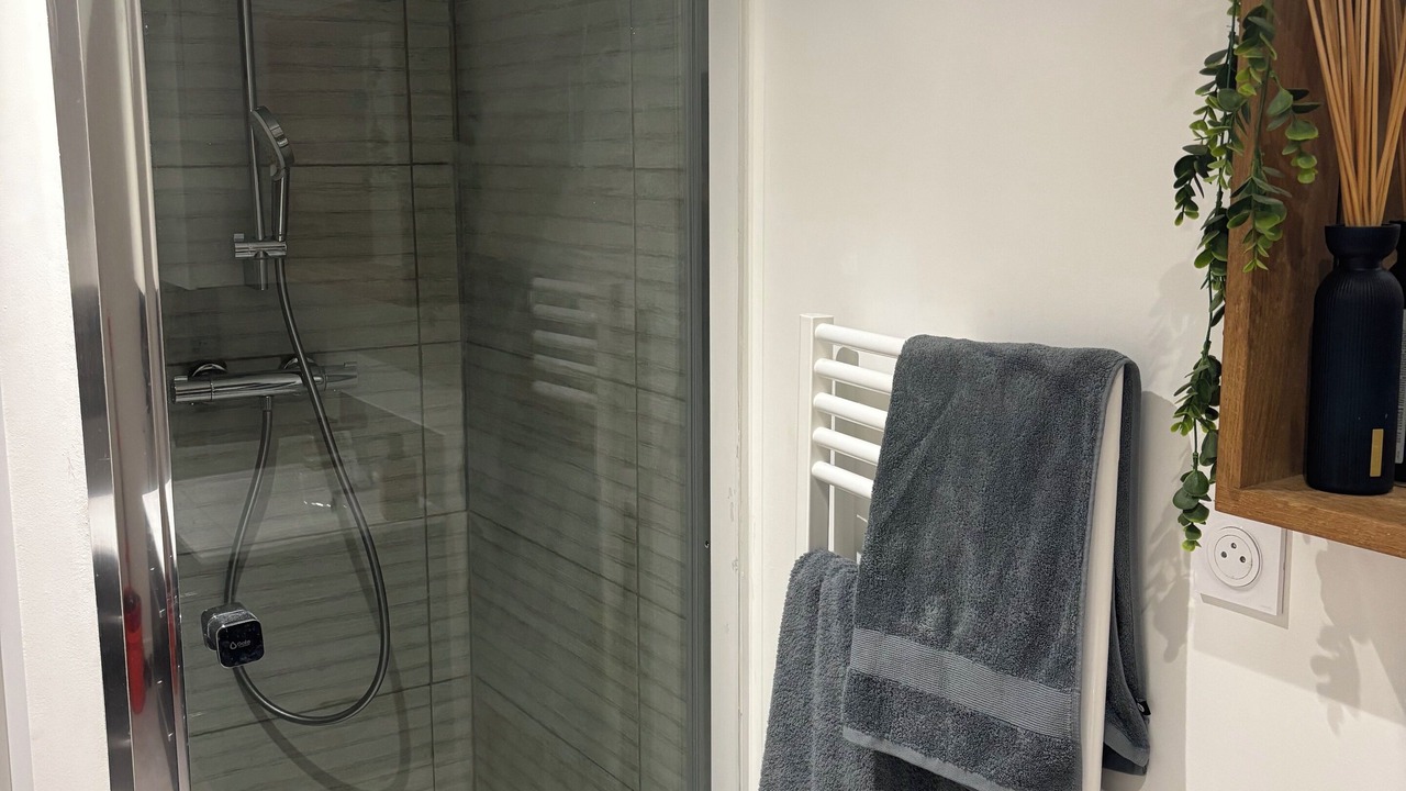 Photo of Bathroom in La Cote-Saint-Andre