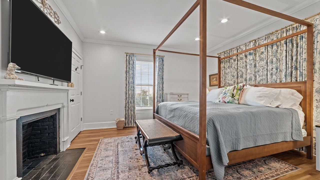 Photo of Bedroom in Washington