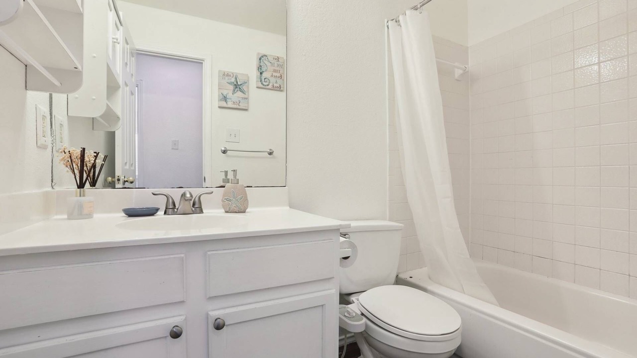 Photo of Bathroom in Preserve At Stone Oak