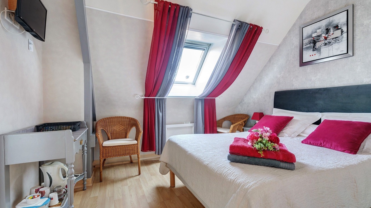 Photo of Bedroom in Saint-Meloir-des-Ondes