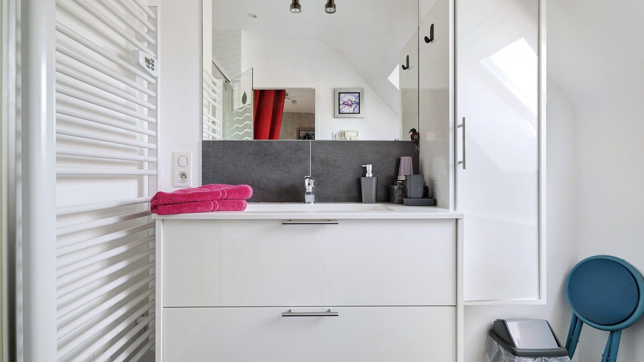 Photo of Bathroom in Saint-Meloir-des-Ondes
