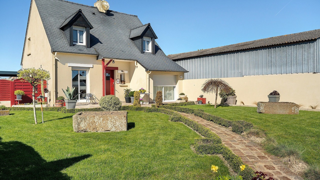 Photo of Outdoor in Saint-Meloir-des-Ondes