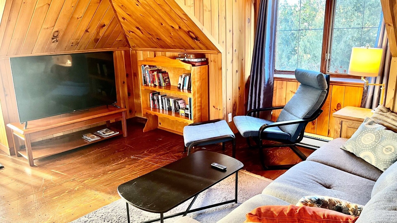 Photo of Livingroom in Sherbrooke