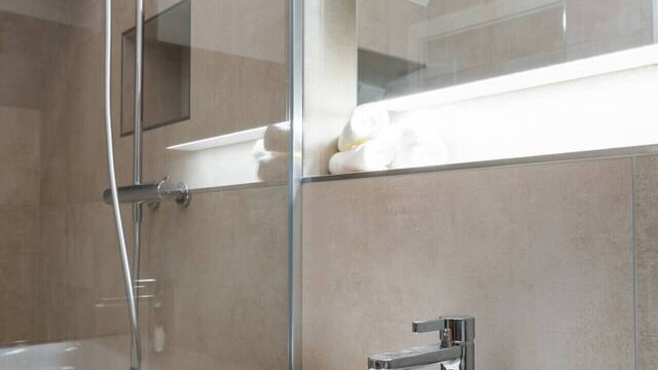 Photo of Bathroom in District 6