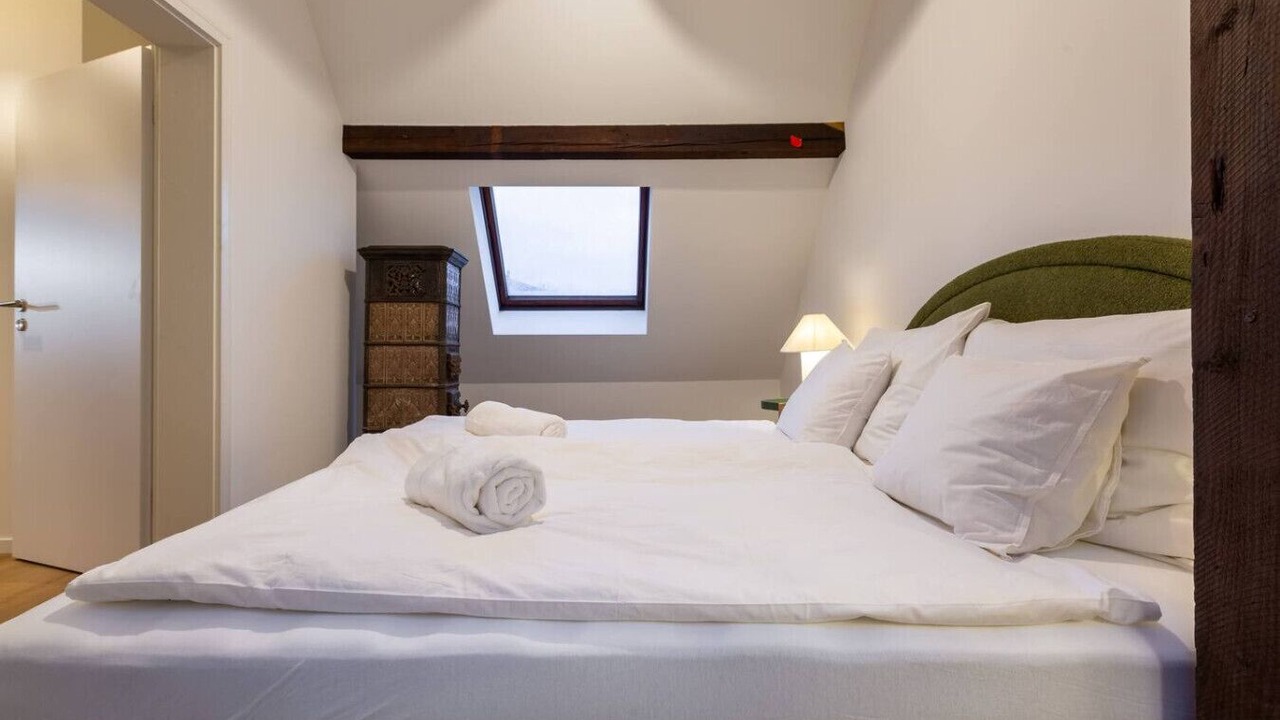Photo of Bedroom in District 6