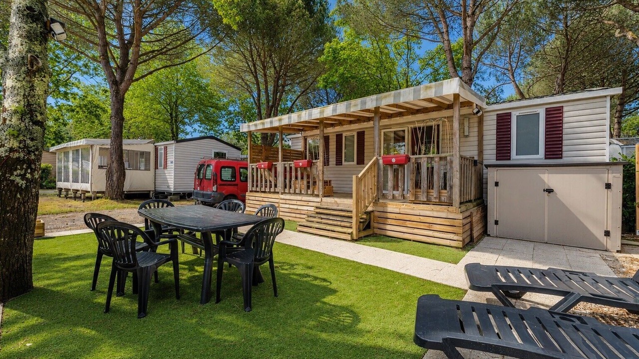 Photo of Outdoor in Gastes