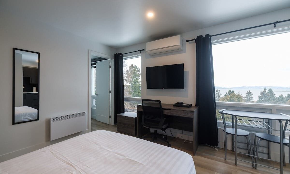 Photo of Bedroom in Riviere-du-Loup Regional County Municipality