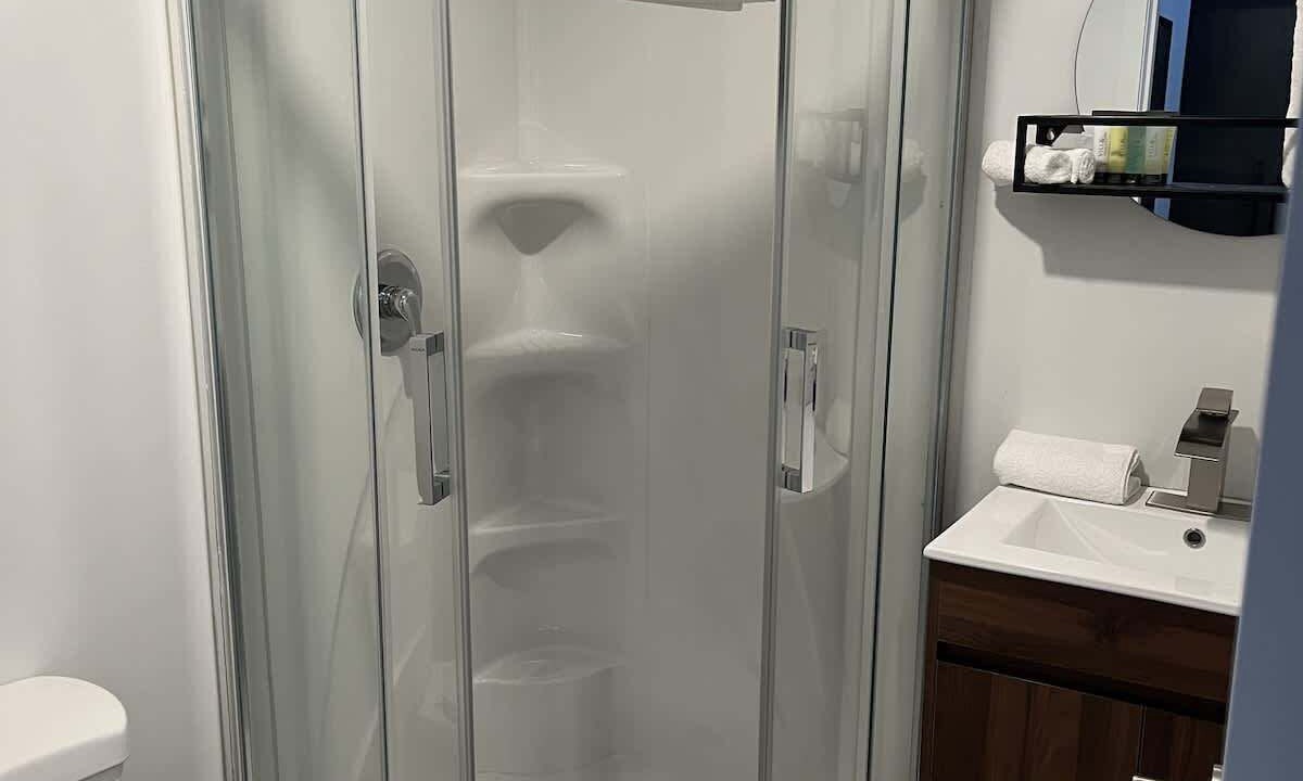 Photo of Bathroom in Riviere-du-Loup Regional County Municipality