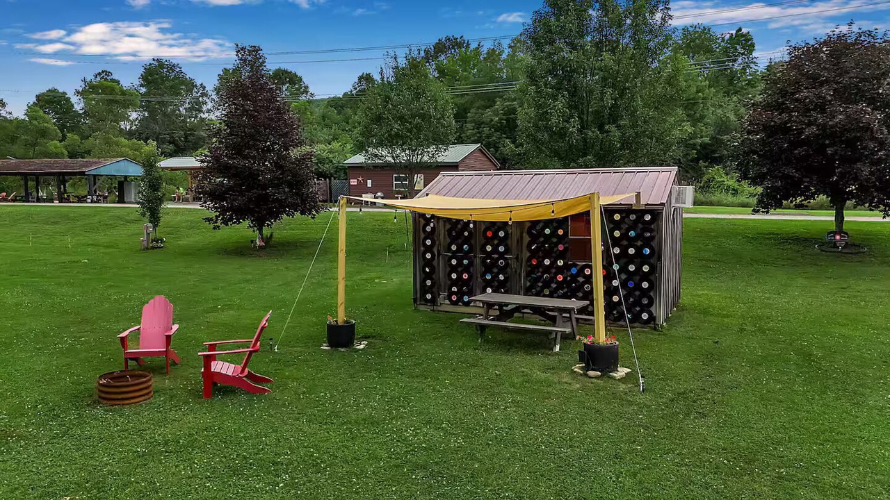 Photo of Outdoor in Black Creek