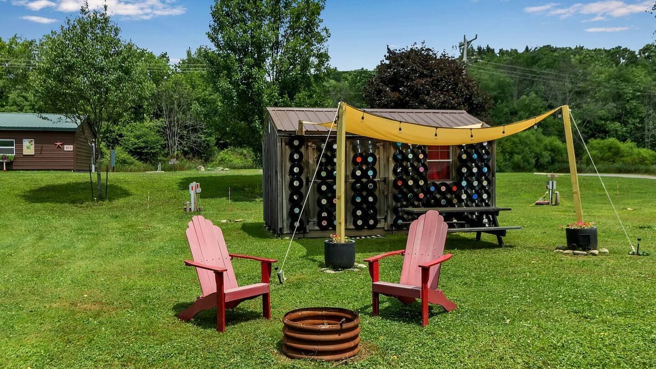 Photo of Outdoor in Black Creek