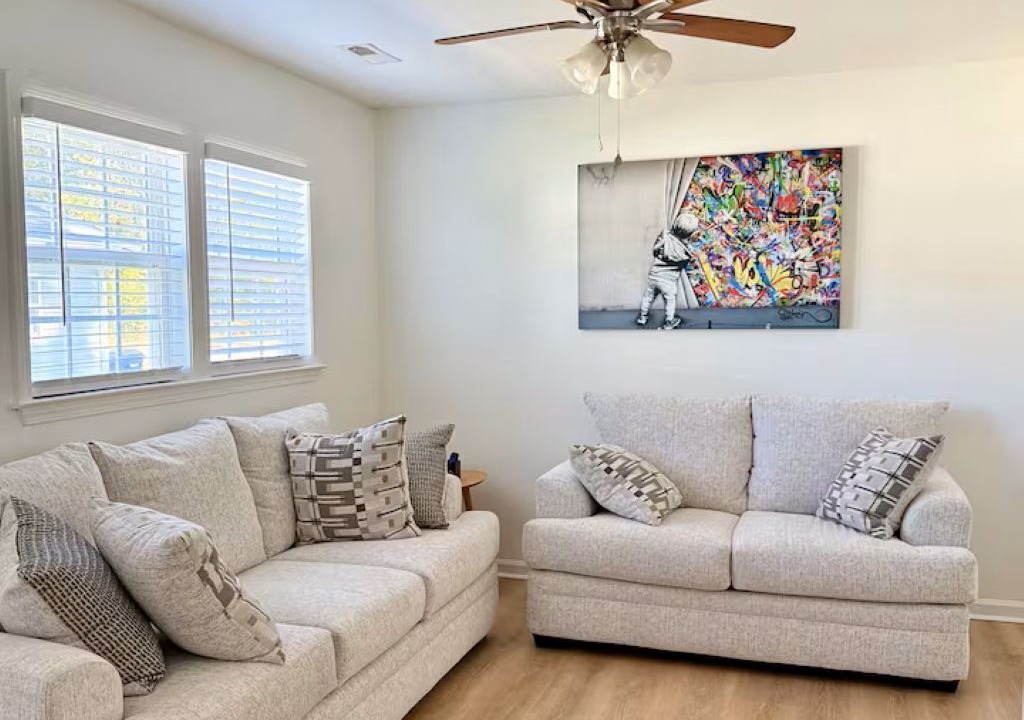 Photo of Livingroom in Smithfield