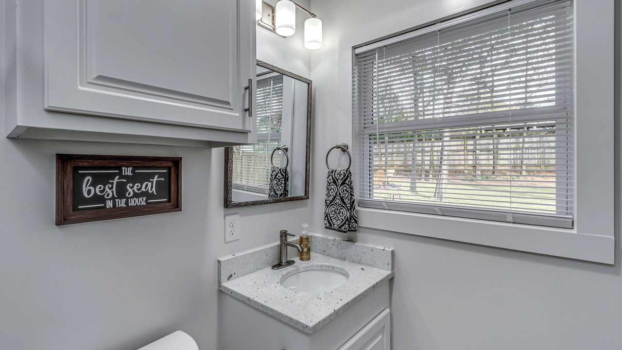 Photo of Bathroom in Tougaloo