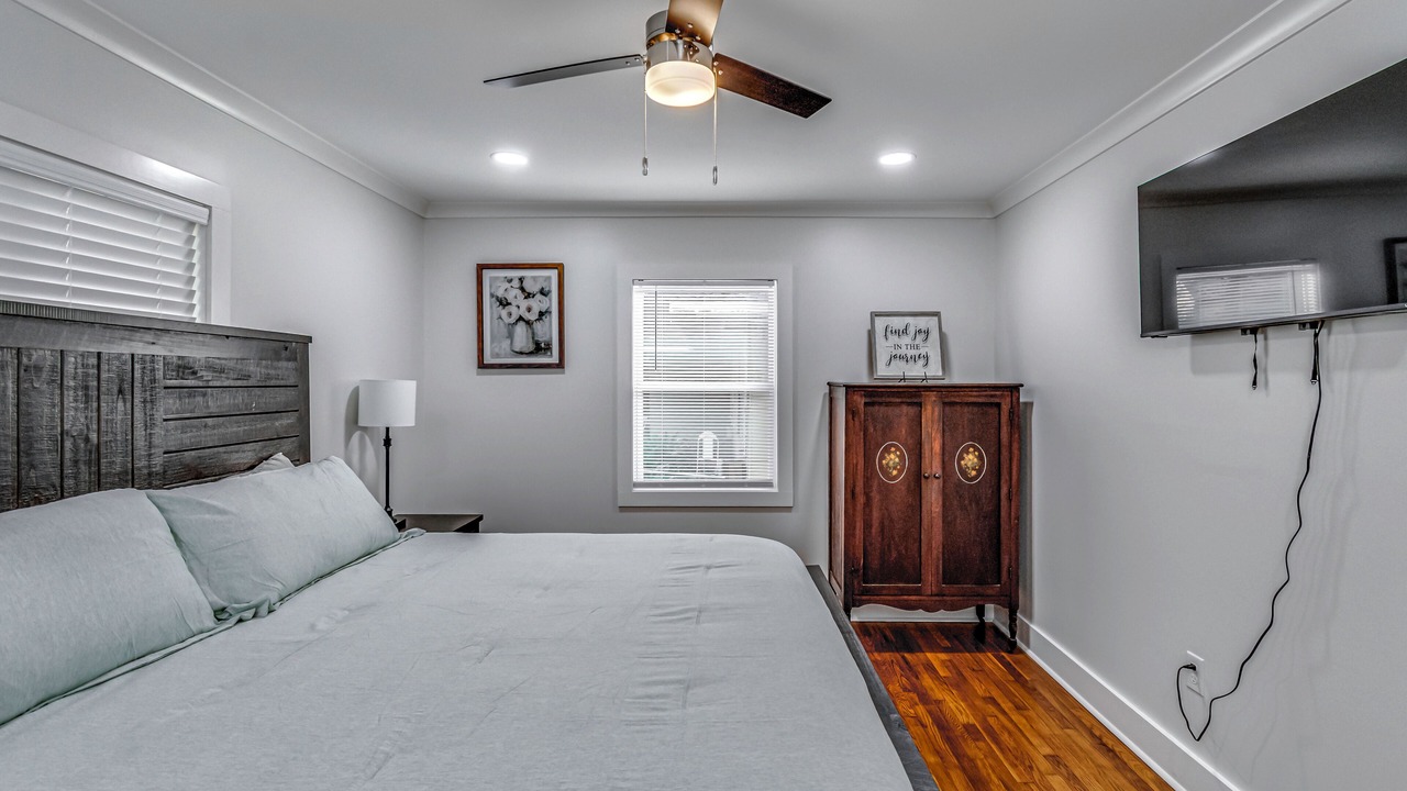 Photo of Bedroom in Tougaloo