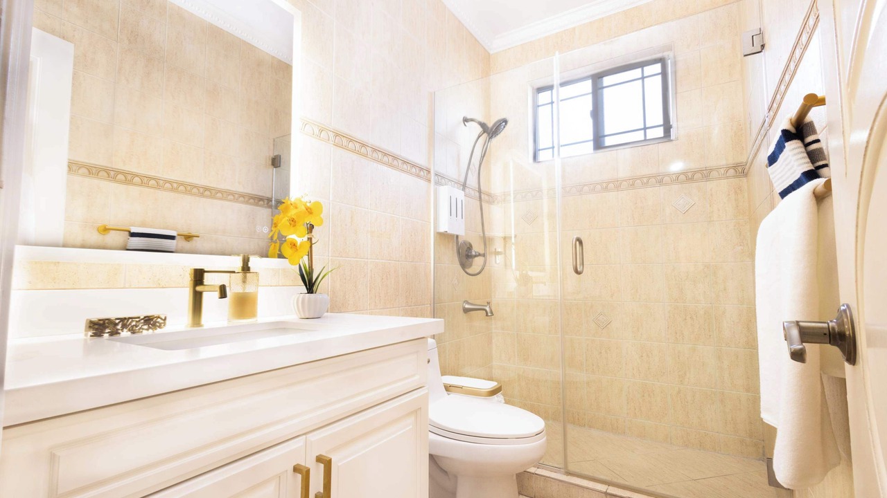 Photo of Bathroom in North Hollywood