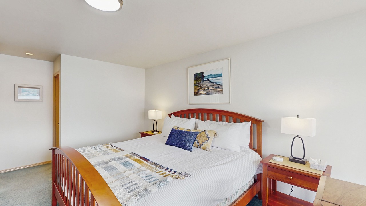 Photo of Bedroom in Lake Goodwin
