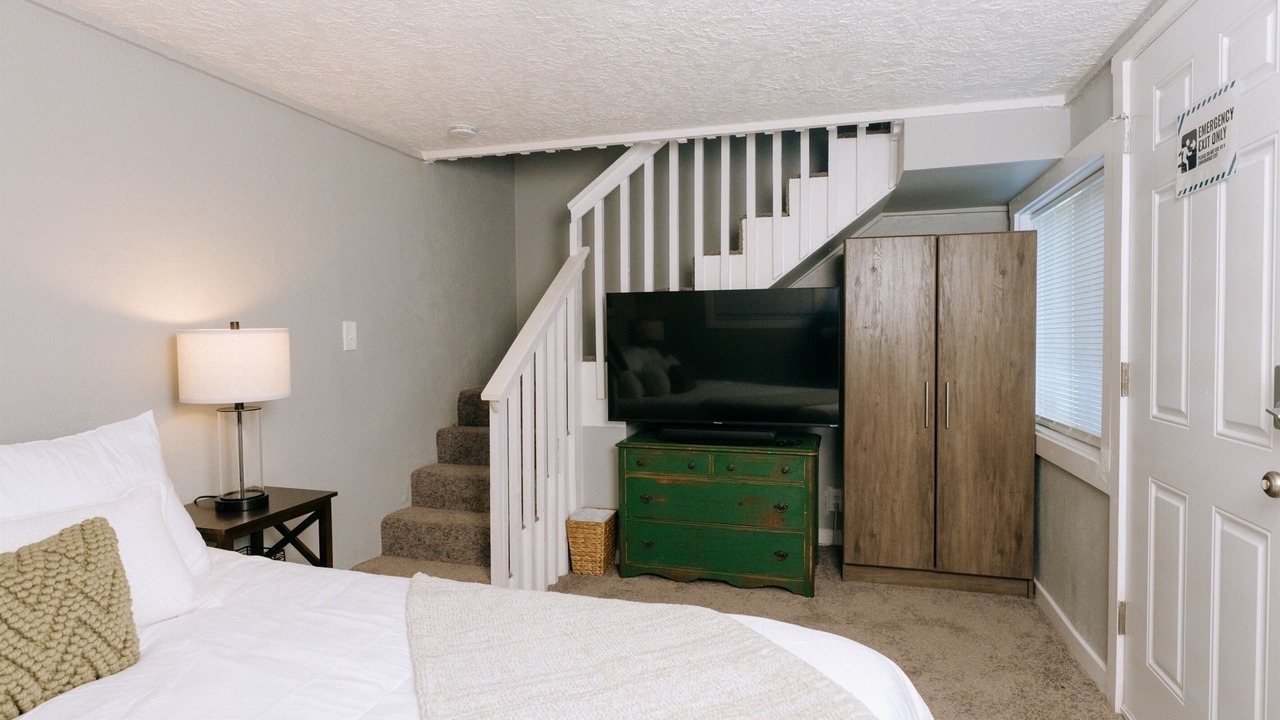 Photo of Bedroom in Kelso
