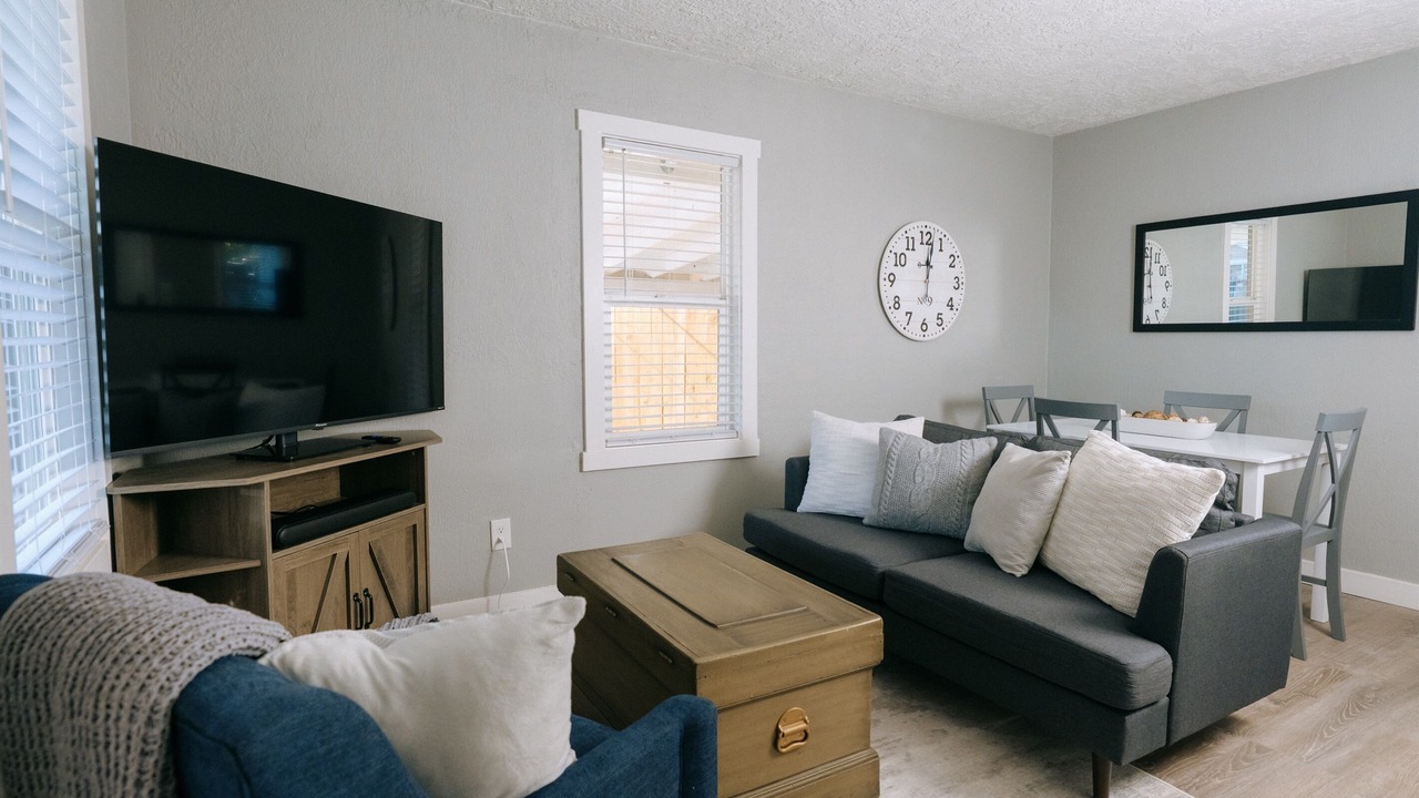 Photo of Livingroom in Kelso