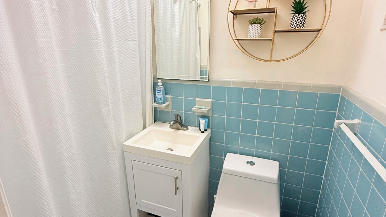 Photo of Bathroom in North Miami Beach