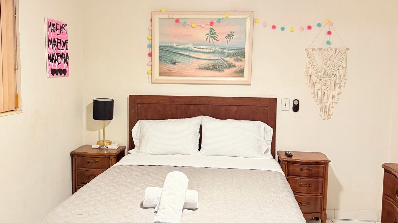 Photo of Bedroom in North Miami Beach