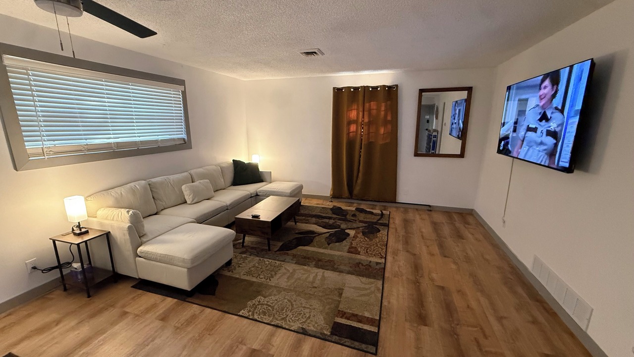 Photo of Livingroom in Scott City