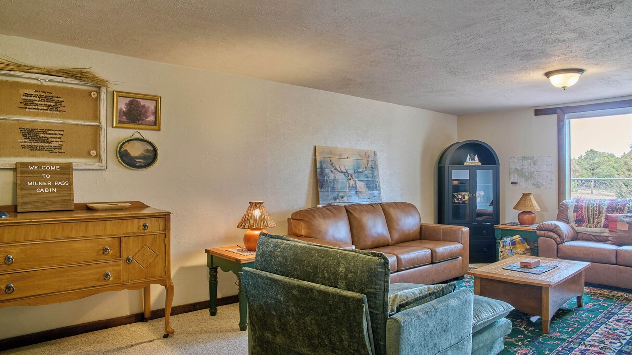 Photo of Livingroom in Alpine Village