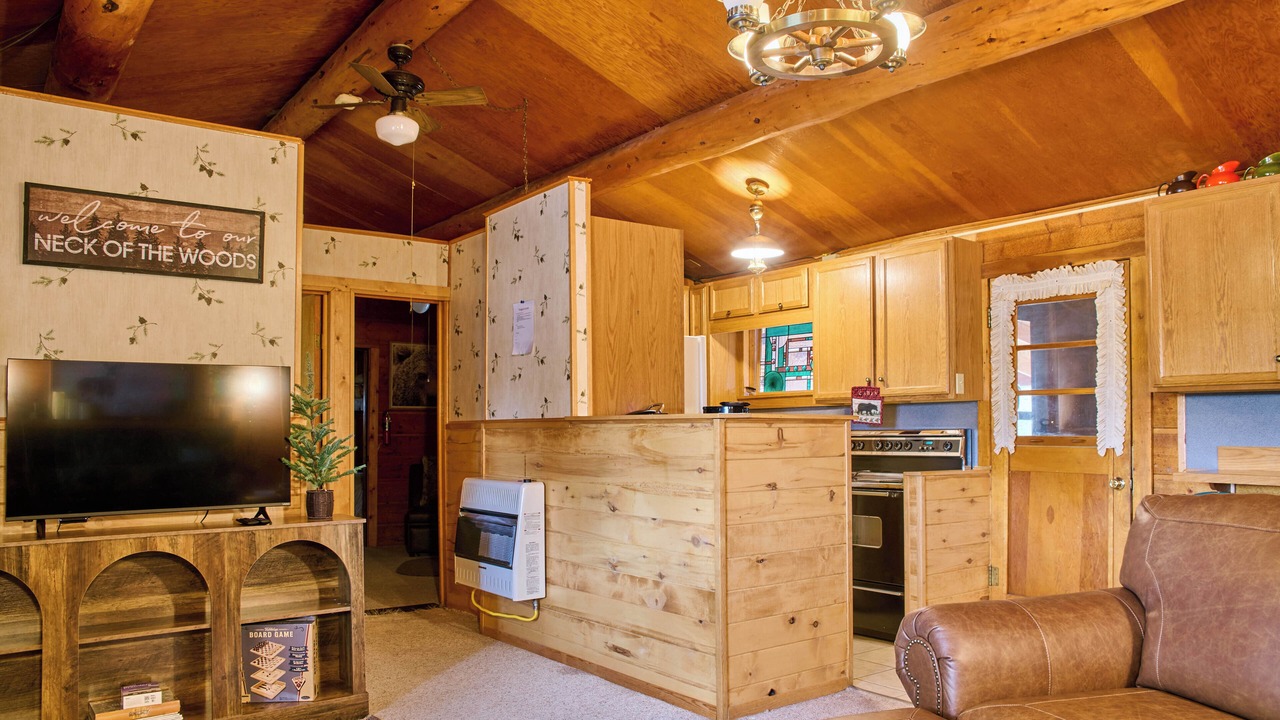 Photo of Bedroom in Alpine Village