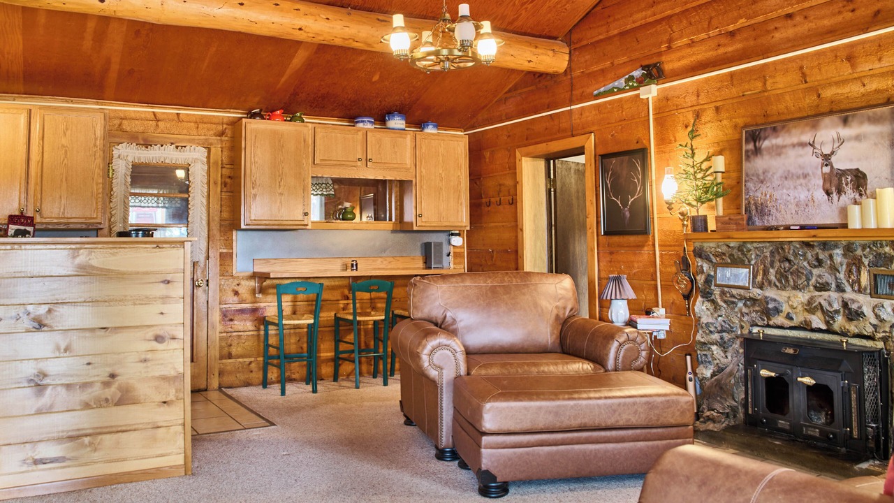 Photo of Bedroom in Alpine Village