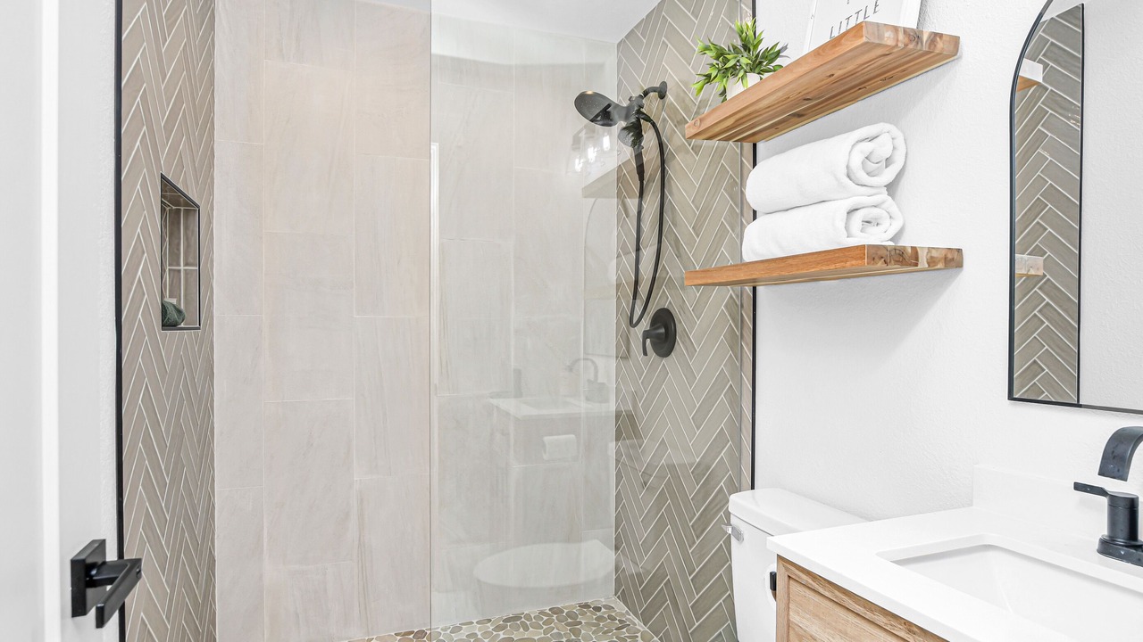 Photo of Bathroom in Discovery Bay