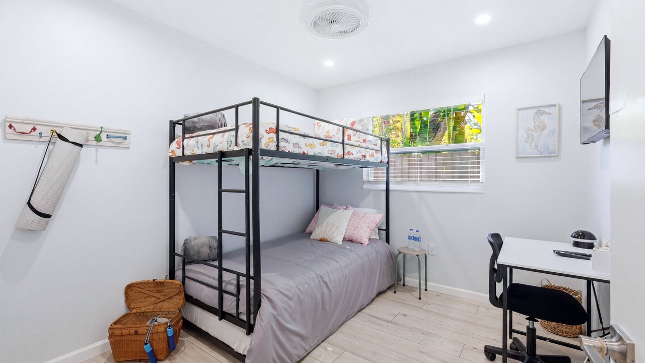 Photo of Bedroom in Arlington Park