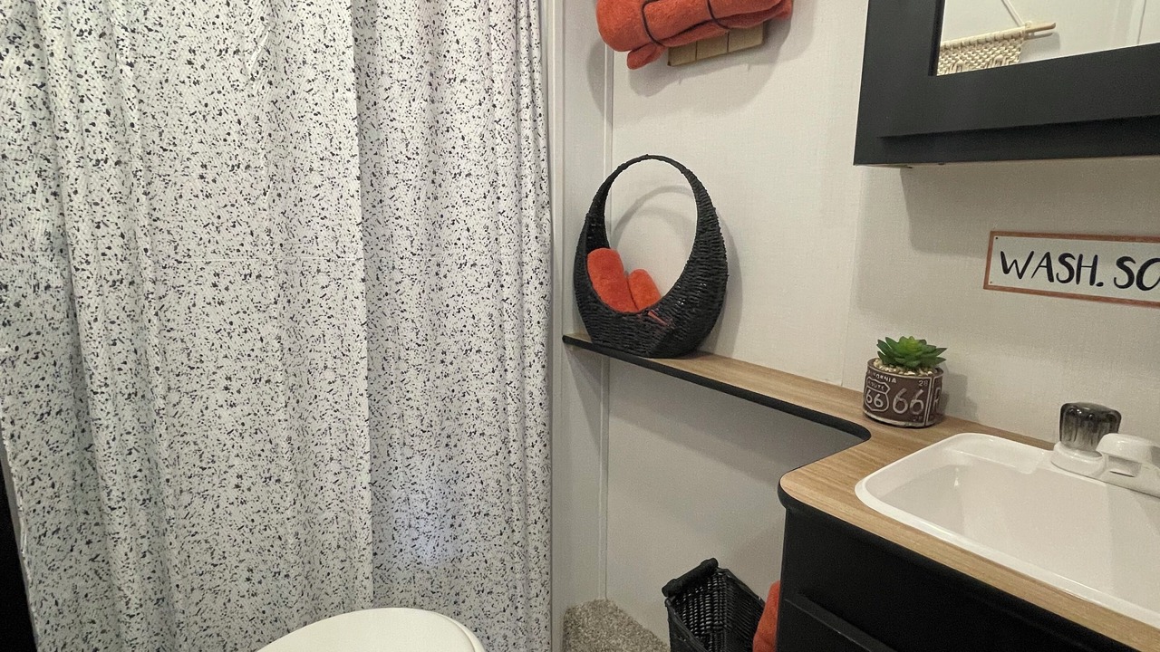 Photo of Bathroom in Surfside Beach