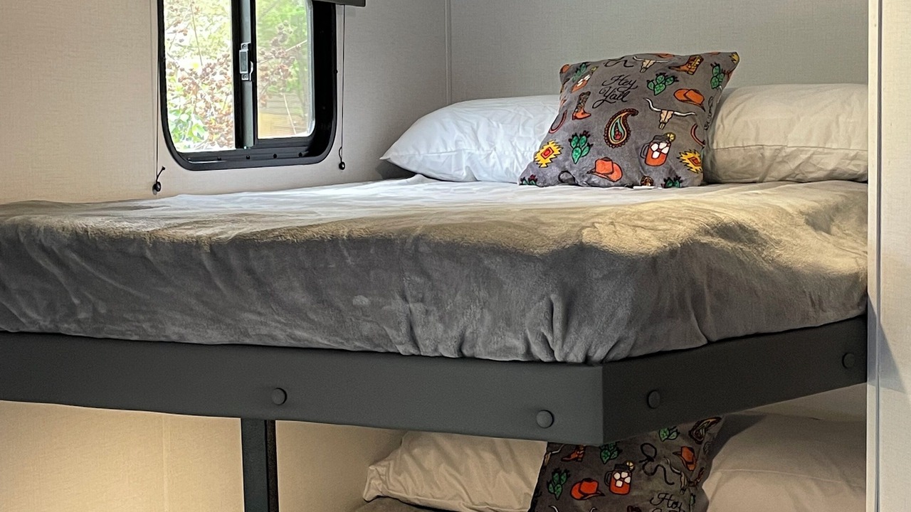 Photo of Bedroom in Surfside Beach