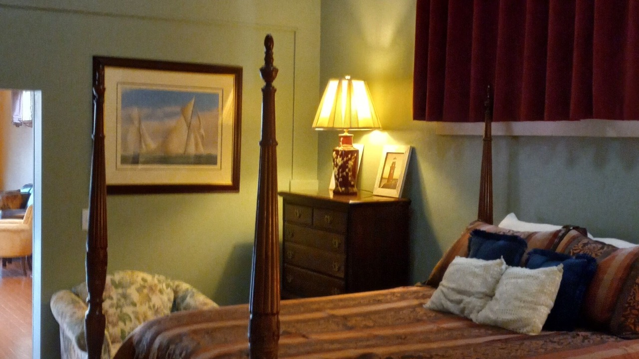 Photo of Bedroom in Bartonville