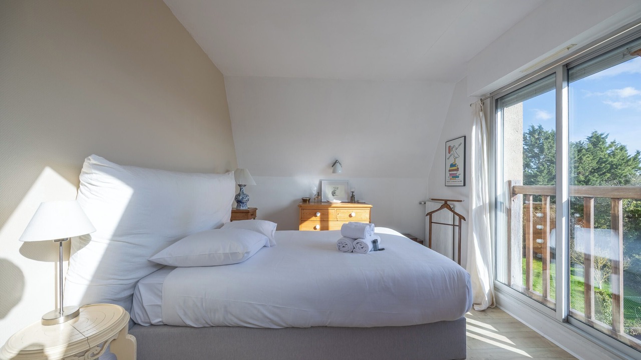 Photo of Bedroom in Touques