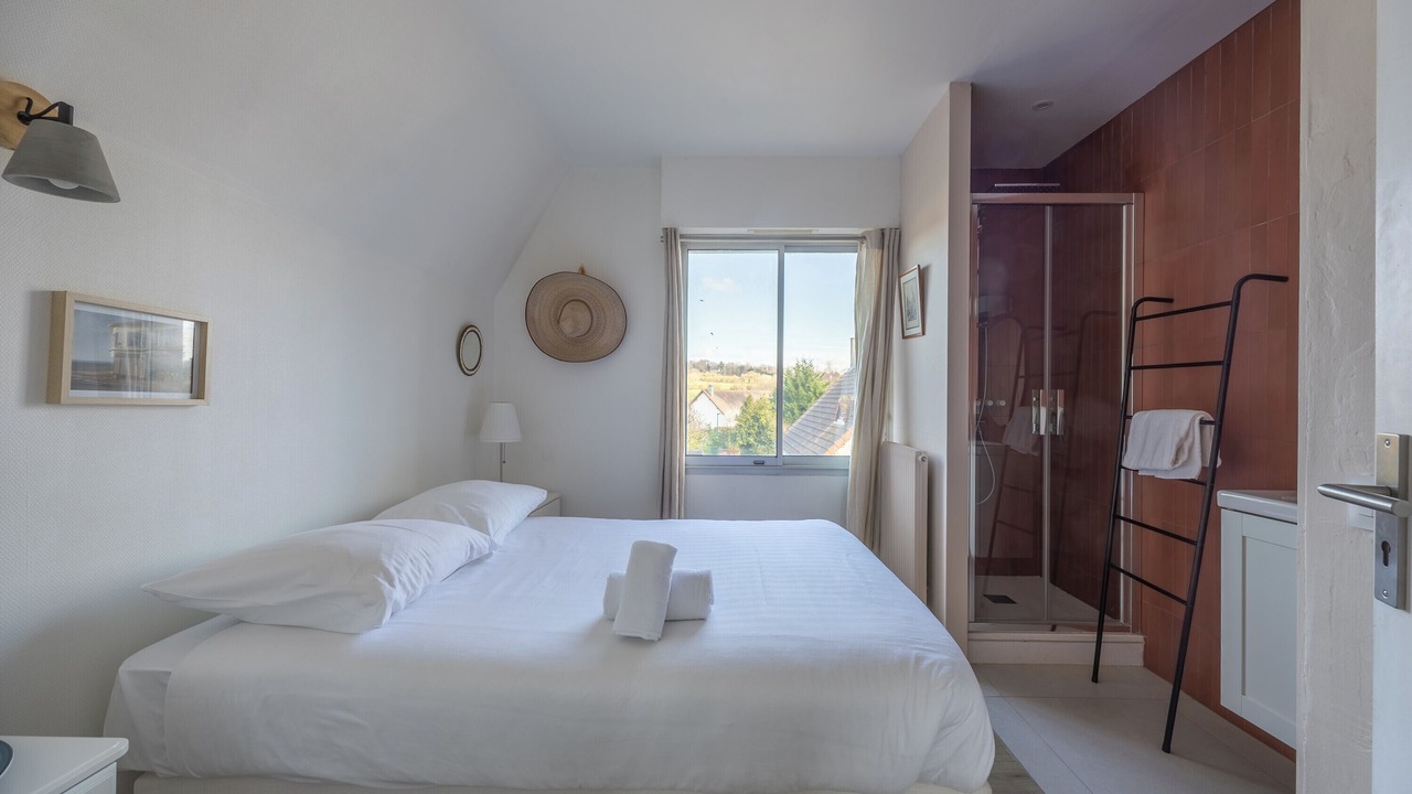 Photo of Bedroom in Touques