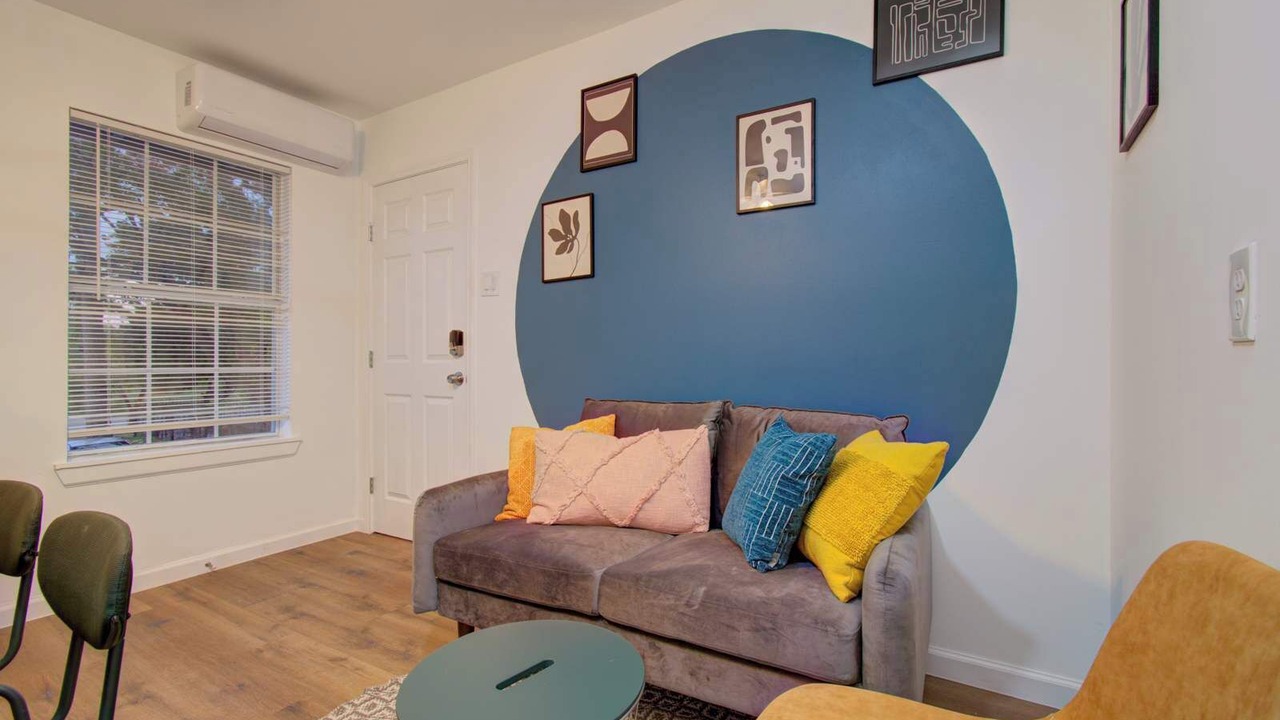Photo of Livingroom in Greater East End