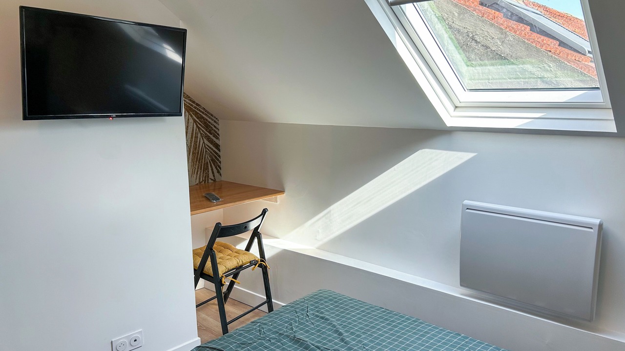 Photo of Bedroom in Saint-Pierre-du-Perray