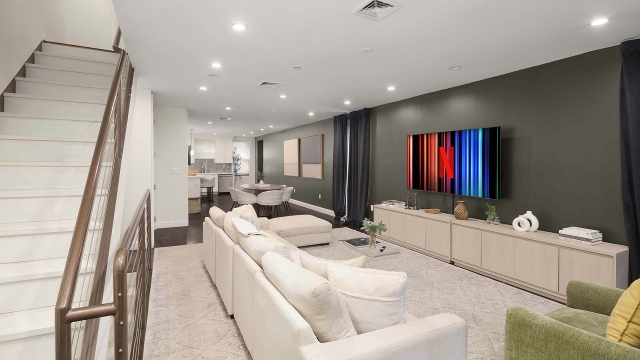 Photo of Livingroom in East Harlem