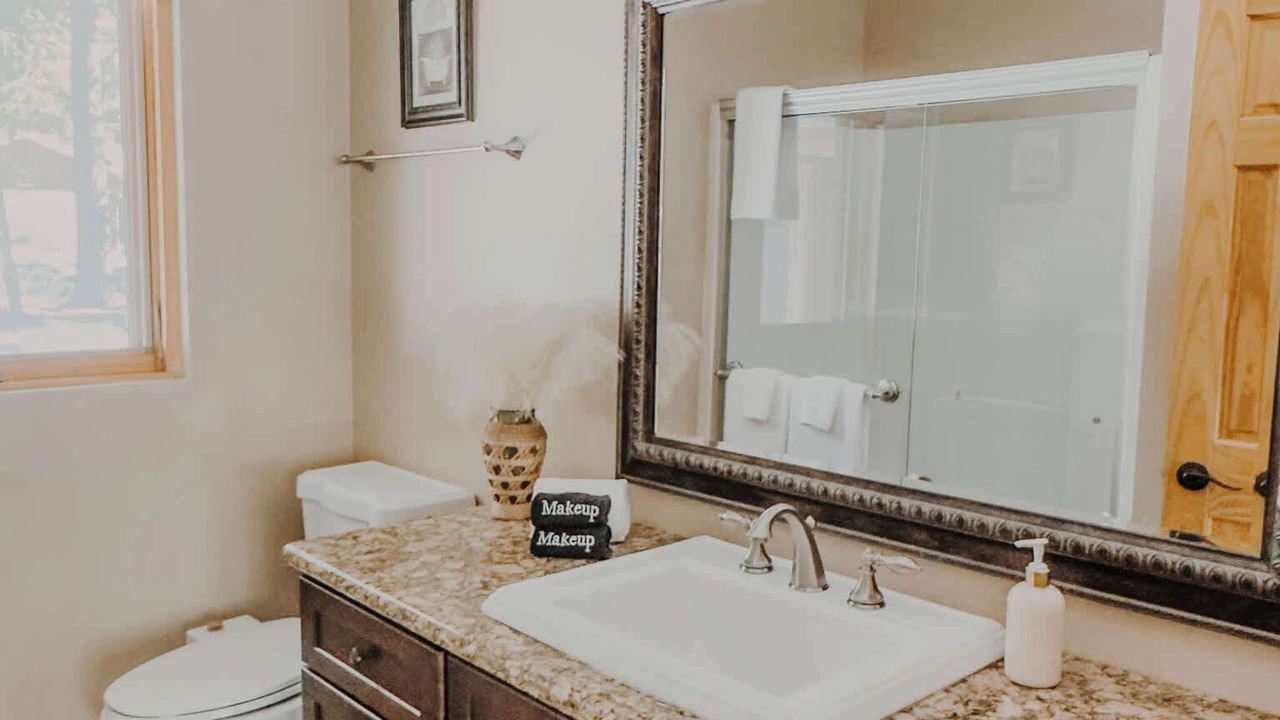 Photo of Bathroom in Fern Valley