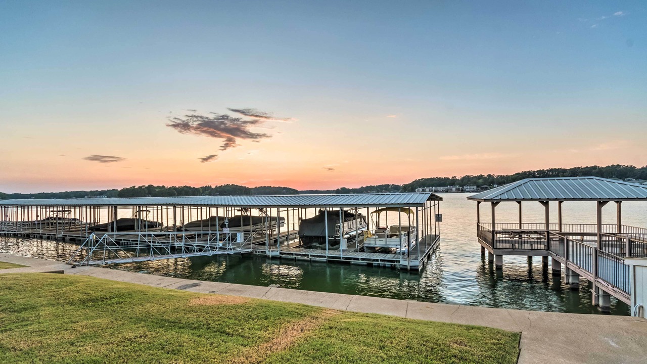 Photo of Others in Lake Hamilton