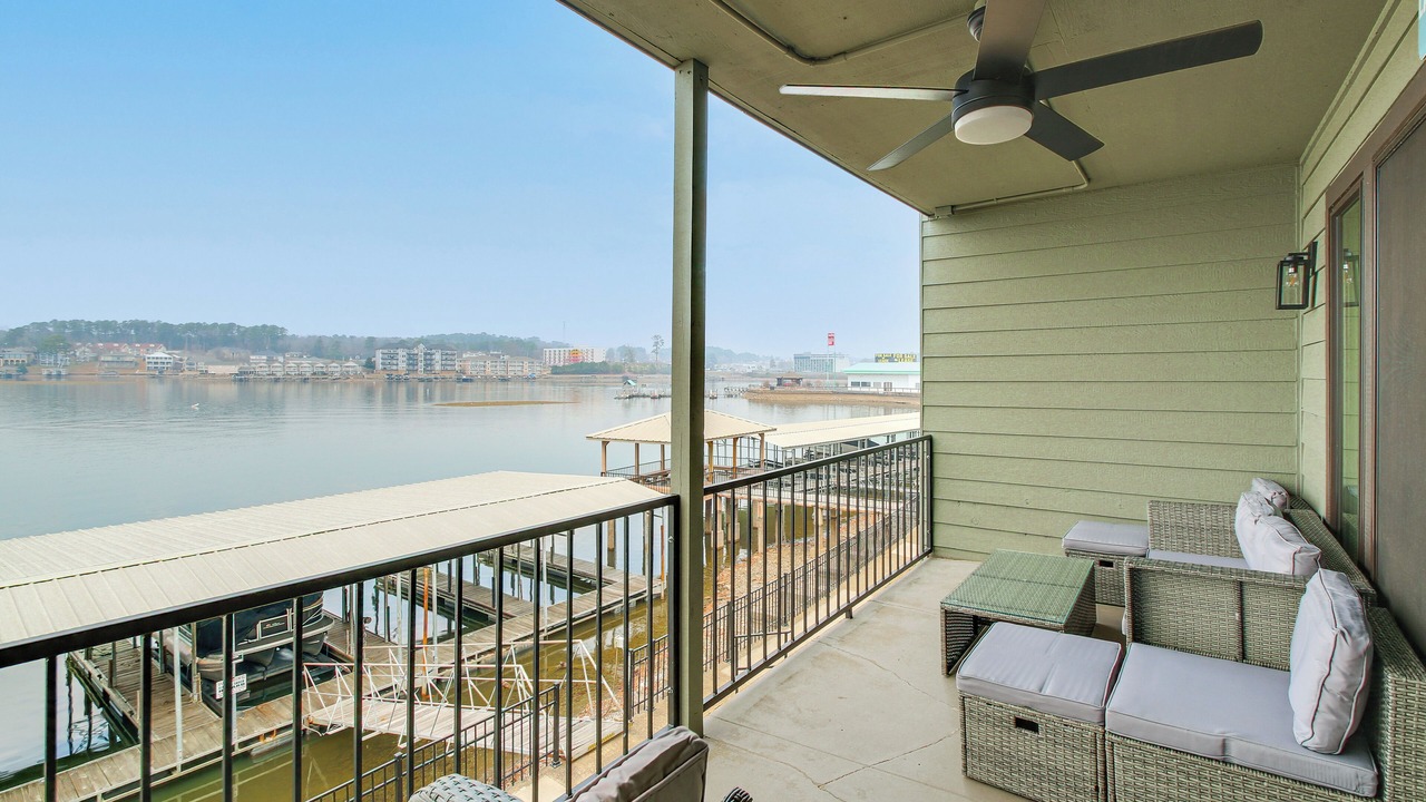Photo of Patio Balcony in Lake Hamilton