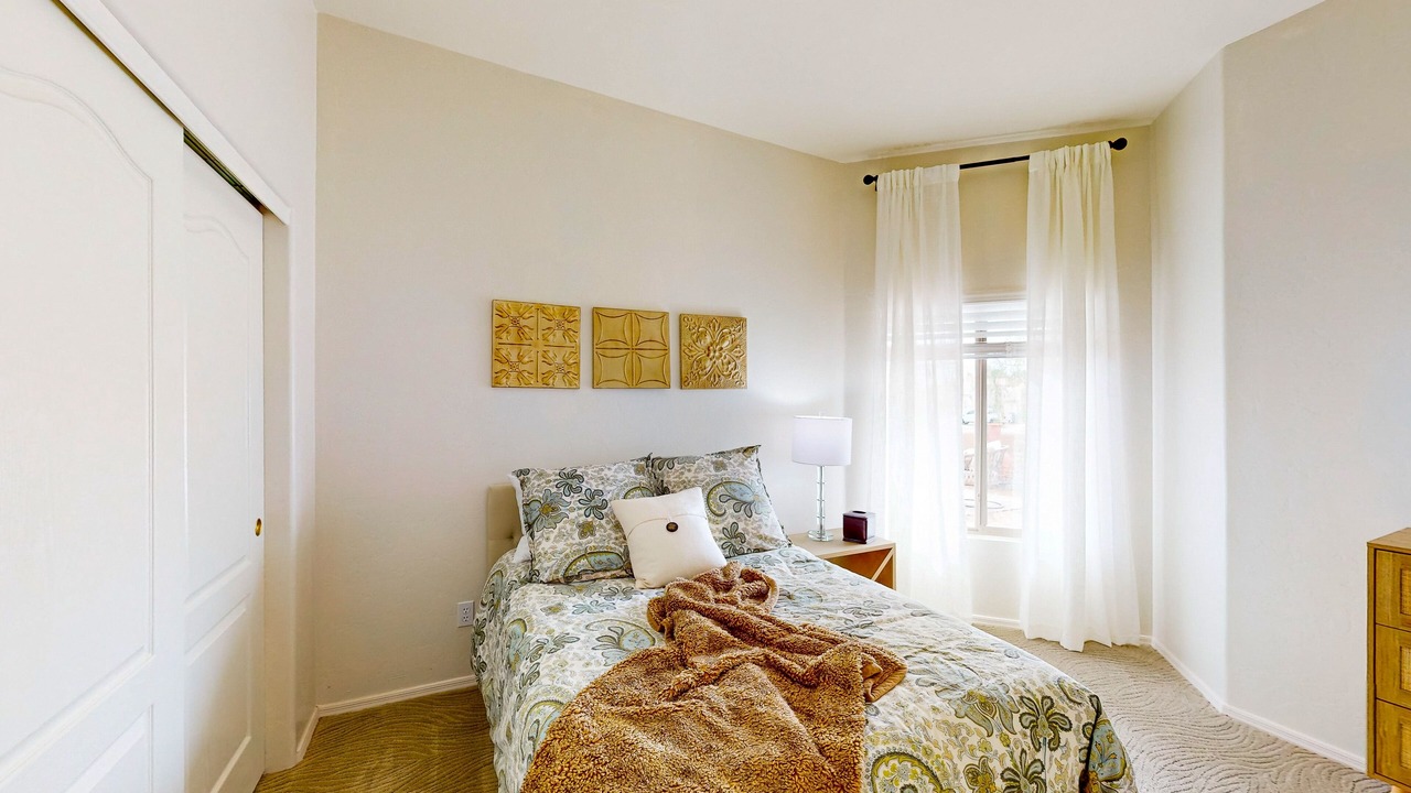 Photo of Bedroom in Oro Valley