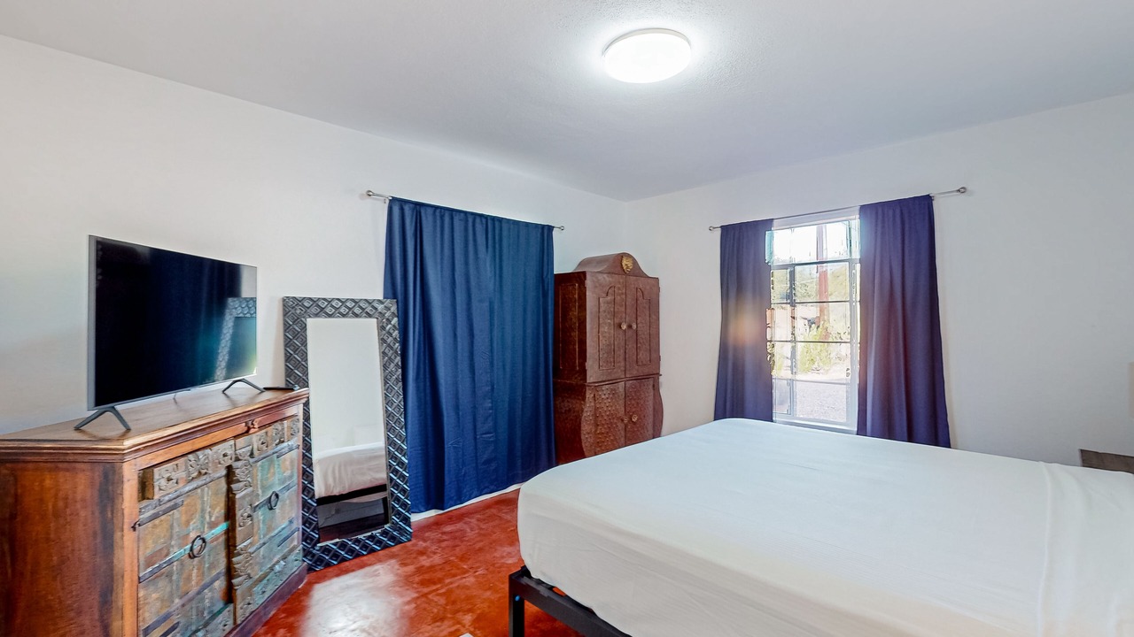 Photo of Bedroom in Sam Hughes