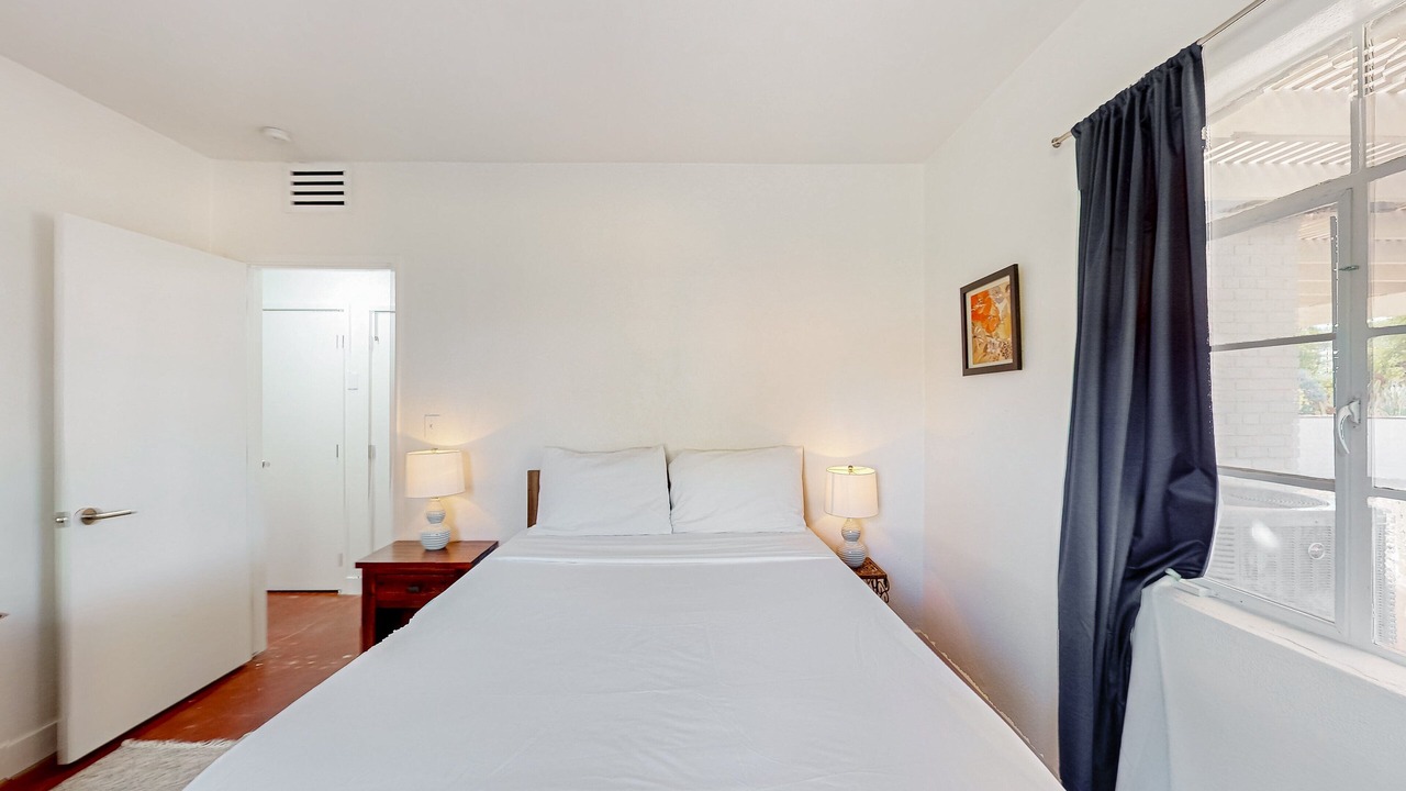 Photo of Bedroom in Sam Hughes
