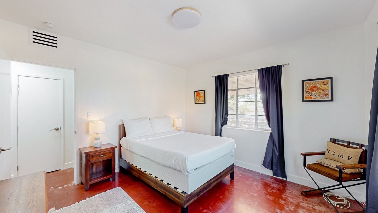 Photo of Bedroom in Sam Hughes
