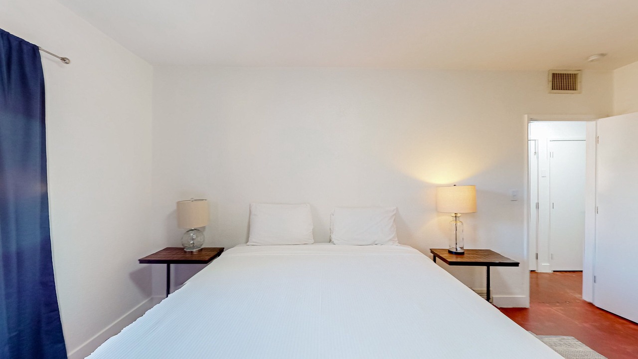 Photo of Bedroom in Sam Hughes