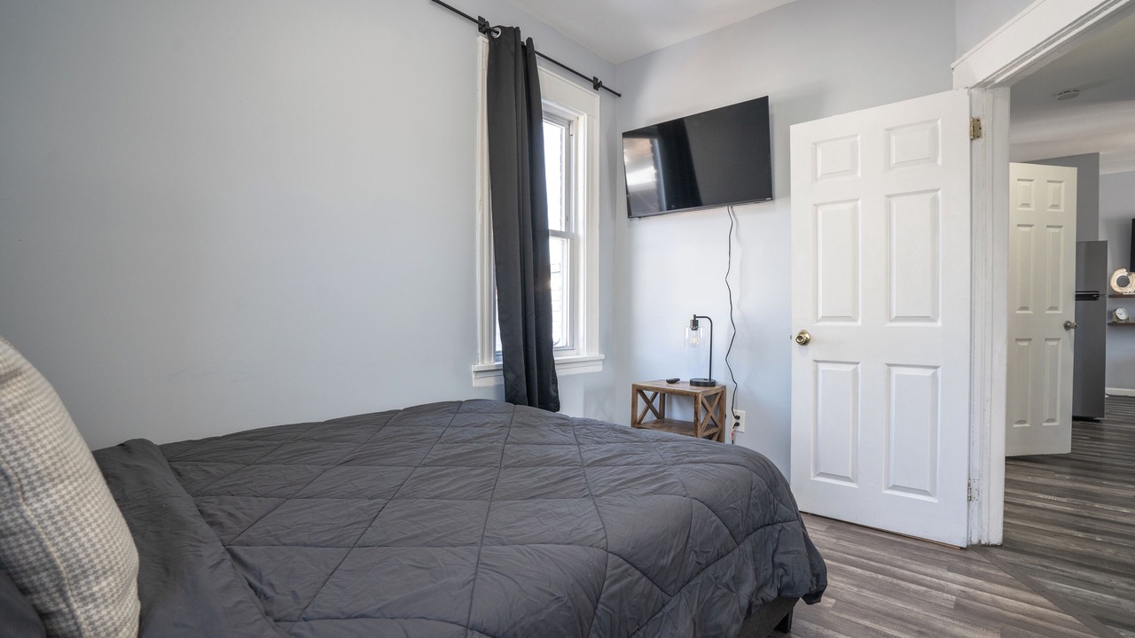 Photo of Bedroom in Lodi
