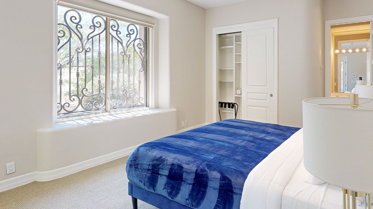 Photo of Bedroom in Black Mountain Shadows