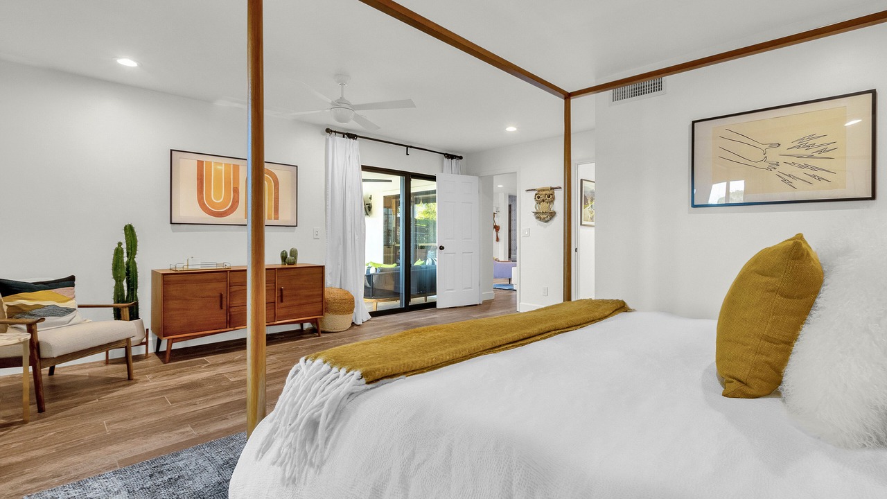 Photo of Bedroom in Continental Foothills
