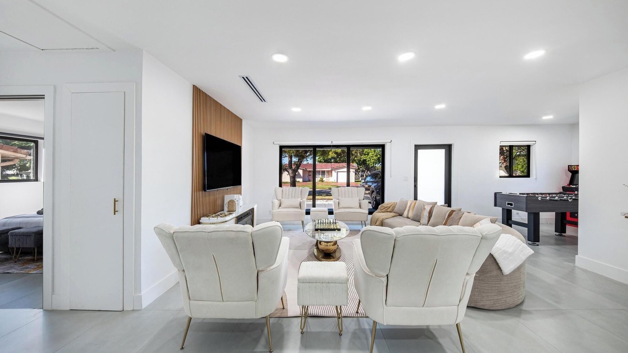 Photo of Bedroom in Hollywood Hills